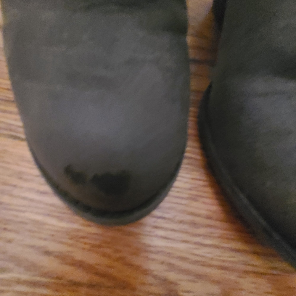 Booties - Picture 3 of 7